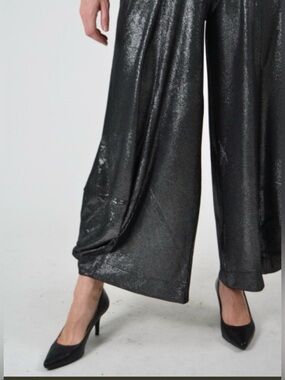 NWOT ALEMBIKA Shimmer Drape Barrel Pant In Silver Size 1/ US Small